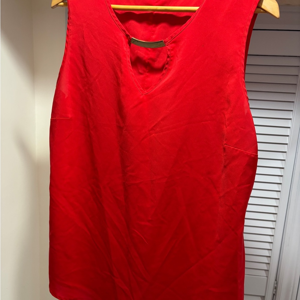 Chic Red Sleeveless Blouse